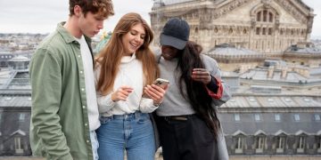 Your Complete Guide to College Study Abroad Programs - Cover Image