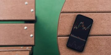 Investing in Index Funds: A Beginner's Guide for US Investors - Cover Image
