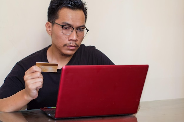 Protect Yourself: 4 Essential Steps to Prevent Identity Theft