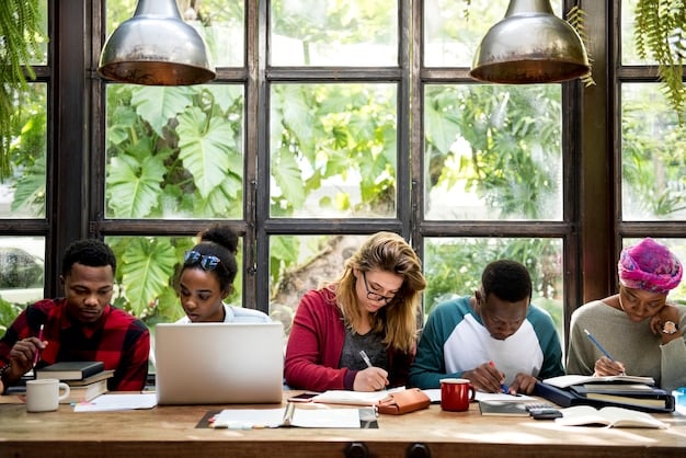 New College Admission Requirements 2025: A Guide for High School Students
