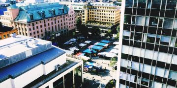 REITs for Beginners: Your Guide to Passive Real Estate Income in 2025 - Cover Image